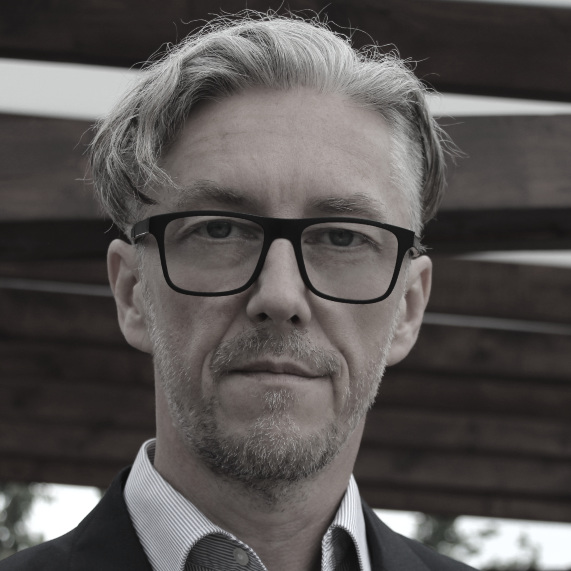 László Földváry